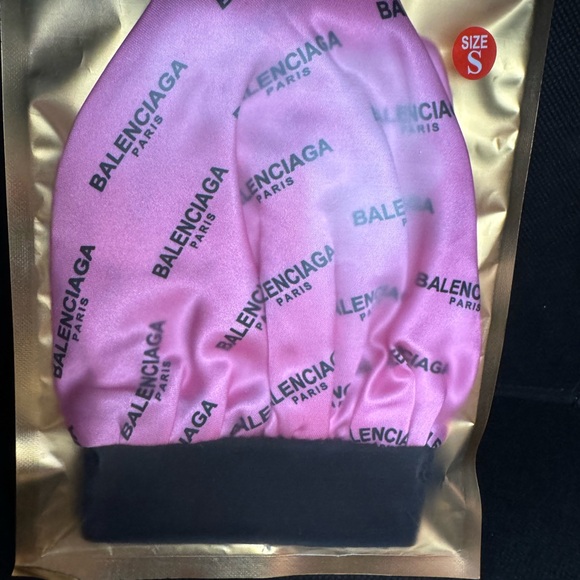 Baby Bonnets - Picture 1 of 16